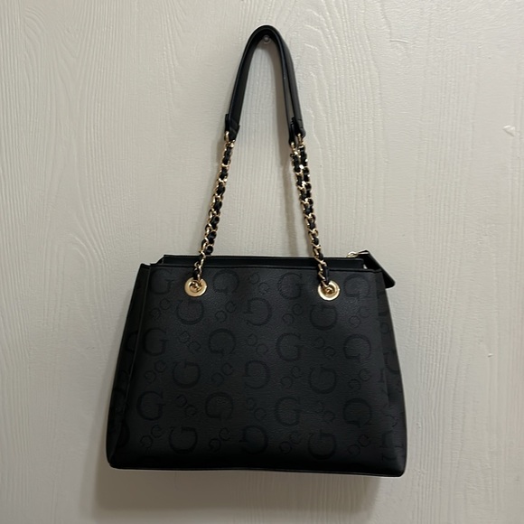 GUESS Black Shoulder Purse Gold Tone Hardware - Picture 3 of 16